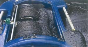 Unité de récupération d'huile de roue de brosse de déploiement rapide d'un arrêt de lutte contre la pollution industrielle de déversement d'huile de résistance à la <span class=keywords><strong>corrosion</strong></span> - Product Image 5