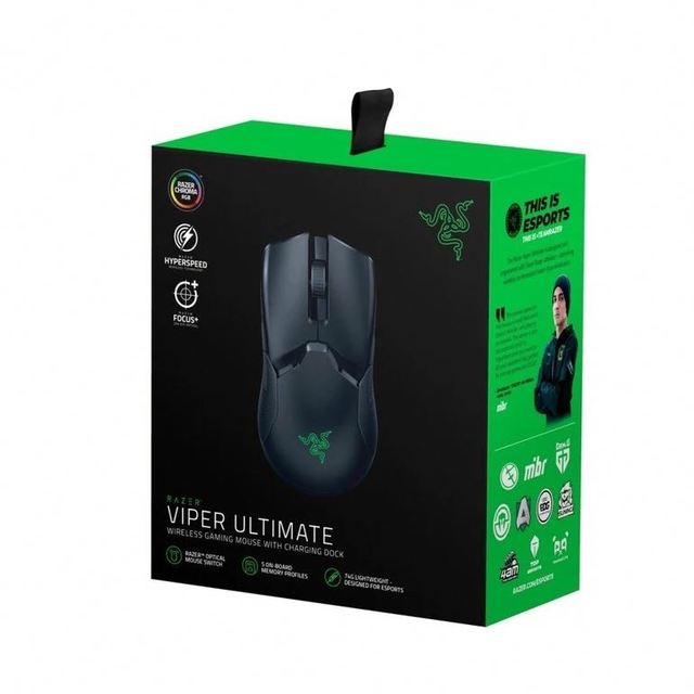 Customizable Razer VIPER ULTIMATE Wireless Gaming Mouse with Wireless Chargers