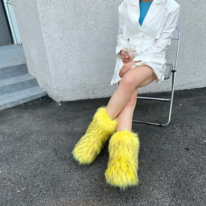 Bottes d'hiver en fausse fourrure pour femmes, bottes <span class=keywords><strong>de</strong></span> <span class=keywords><strong>neige</strong></span> chaudes et moelleuses, chaussures <span class=keywords><strong>de</strong></span> luxe en fourrure pour filles, chaussures d'hiver tendance - Product Image 4