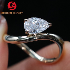 Anello Personalizzato in Oro Massiccio 14k 18k <span class=keywords><strong>D</strong></span> VVS Giallo Bianco Rosa Anello di Moda per Fidanzamento e Matrimonio con Moissanite Taglio a Pera per Donne - Product Image 2