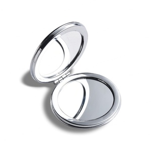 Wholesale Creative Quicksand Cute Girl Heart Cartoon Dual <b>Sides</b> Portable <b>Small</b> Makeup Mirror - Product Image 3