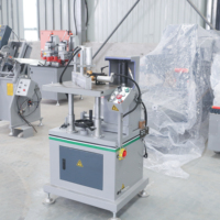 Machine de fraisage automatique CNC de haute qualité pour assemblage de fenêtres en PVC, UPVC et aluminium avec PLC et moteur