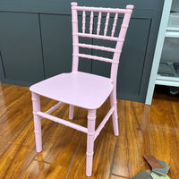 Chaise Chiavari en résine plastique colorée empilable pour enfants, idéale pour les fêtes et la maternelle