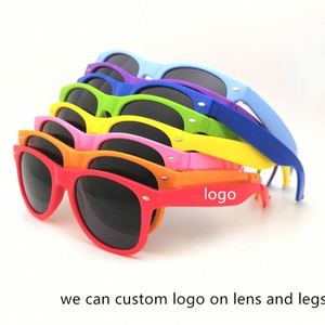Gafas de Sol Promocionales Baratas al por Mayor con Logotipo Personalizado, Montura Cuadrada de Plástico Colorida para Hombre y Mujer - Product Image 5