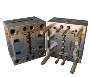 ฝาครอบหลอดไฟ Led แบบกำหนดเองฝาครอบ Pc Led <span class=keywords><strong>Tude</strong></span> <span class=keywords><strong>8</strong></span>แม่พิมพ์ฉีดพลาสติกแม่พิมพ์ - Product Image 3