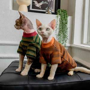 ชุดแมวลายทางคลาสสิกขายดี โปรโมชั่นพิเศษ เสื้อผ้าสัตว์เลี้ยงสำหรับฤดูใบไม้ผลิและฤดูใบไม้ร่วง เสื้อแมวคอกลมและปากกว้าง - Product Image 2