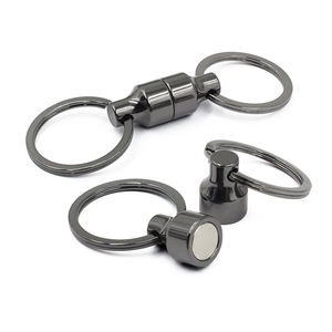 سلسلة مفاتيح مغناطيسية حلقة مفاتيح قوية شخصية مشبك مغناطيسي أسود قوي قابل للفصل سلسلة مفاتيح مخصصة - Product Image 1