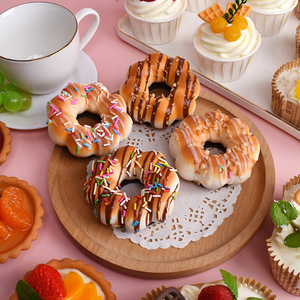 Miniatura de Cupcake de Frutas, Modelo Squishy, Aromatizado, Suave, de PU, Postre Falso Decorativo, Imán para Refrigerador, Accesorio para Fotografía de Panadería y Cafetería, Suministro al por Mayor - Product Image 3