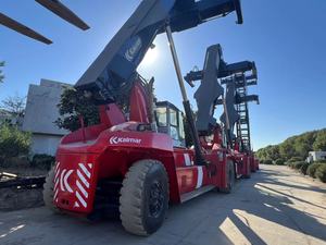 Venta Especial: Apilador Retráctil Usado de Segunda Mano, Maquinaria para Movimiento de Tierras KALMAR 45t - Product Image 4