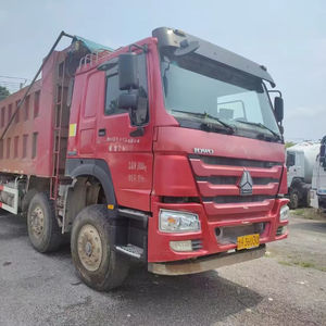 Camión volquete Ho Wo NX 6x4 usado en Japón, camiones volquete pequeños de Japón - Product Image 1