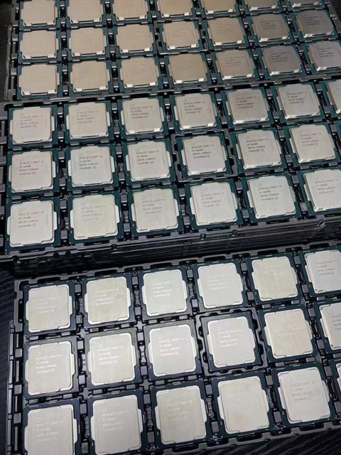 Intel Xeon E5 2683v3 2695v3 2696v3 2697v3 2699v3 Processor 14 Core LGA 2011-3 Socket Processor