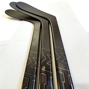 ไม้ฮ็อกกี้น้ำแข็งคาร์บอนไฟเบอร์ XF Ghost Int SR P29 P28 55 65 85 95 Flex สีดำสีขาวไม้ฮ็อกกี้ของจีน - Product Image 6