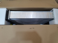 Radiateur de refroidissement du moteur pour Cat/Perkins Stationnaire 1104A-44 1104A-44T OE 2485B276 Radiateur de refroidissement du réservoir d'eau durable