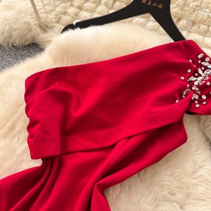 Robe de soirée en polyester pour femme, style socialite, épaules dénudées, idéale pour les banquets et anniversaires, vente en gros - Product Image 4