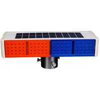 Feux solaires clignotants intégrés pour la circulation, feux de signalisation clignotants pour barrières de chantier, feux stroboscopiques rouges et bleus à LED pour la construction