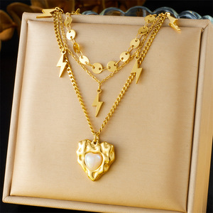 Collar vintage de doble capa con diseño de cereza, corazón y brújula, cadena de acero inoxidable con esmalte, para mujer, venta al por mayor - Product Image 3
