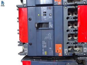 Interruptor Diferencial EZD 4P 63A 250A, Dispositivo de Seguridad Eléctrica Contra Sobrecarga y Fugas, Bajo Voltaje - Product Image 1