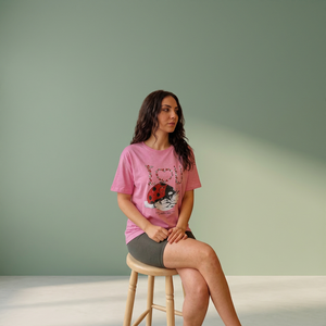 Camiseta Mybeefashion para Mujer, con Estampado de Mariquita, 100% Algodón, Manga Corta, Cuello Redondo, Corte Regular, Ecológica y Transpirable - Product Image 2