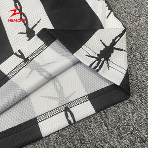 ชุดกีฬาฟุตบอลย้อนยุคแนวสตรีทเสื้อเจอร์ซีย์ดีไซน์ซับลิเมชันแฟชั่นตามสั่ง - Product Image 6