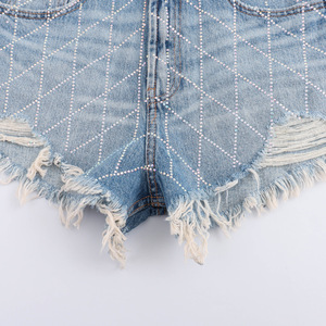 Nouveaux shorts en jean pour femmes à taille haute avec franges, poche latérale zippée, style vintage brillant et décontracté - Product Image 5