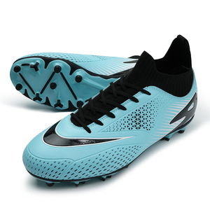 Nuevas zapatillas de fútbol para hombre y mujer con tacos largos y tacos divididos, zapatillas de entrenamiento antideslizantes para adolescentes y estudiantes. - Product Image 5