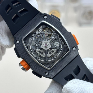 นาฬิกาหรูสำหรับผู้ชาย รุ่น 65-01 สไตล์ McLaren W1 ตัวเรือนคาร์บอน TPT ระบบจับเวลาแบบ Split Seconds นาฬิกาข้อมือระบบอัตโนมัติ - Product Image 5