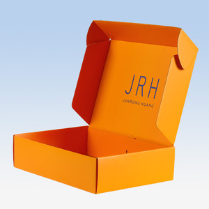 Boîte d'emballage pour vêtements en carton recyclé imprimé, logo personnalisé pour abonnement, épaisseur 4 mm, pliable, pour envoi postal - Product Image 2
