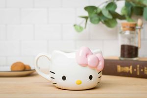 Usine personnalisée à la main 3d dessin animé tasses tasses à eau en céramique <span class=keywords><strong>Hello</strong></span> <span class=keywords><strong>Kitty</strong></span> visage en céramique 3D sculpté tasse - Product Image 4