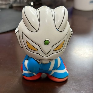 Gran Ultraman rebote lento pellizco música dibujos animados muñeca para niños decoración para aliviar el estrés y liberar, producto explosivo - Product Image 3