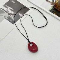 Minimaliste réglable corde creux irrégulière résine pendentif collier pour femmes à la mode dames colliers mode bijoux accessoires