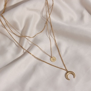 Collier en acier inoxydable doré à plusieurs couches avec lune et étoile, bijoux tendance <span class=keywords><strong>2022</strong></span> - Product Image 2