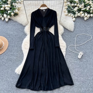 Abito Elegante <span class=keywords><strong>da</strong></span> Donna con Paillettes, Scollo a V e Maniche a Lanterna - Product Image 3