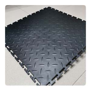 Carreaux de sol à emboîtement en PVC pour plancher de garage - Product Image 1