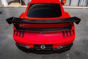 Kit Carrozzeria SC per <span class=keywords><strong>Ford</strong></span> Mustang 2024+ in Stile SC: Paraurti, Cofano Motore, Diffusore in Fibra di Carbonio Secca, Spoiler, Minigonne Laterali - Product Image 6