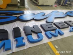 Lettres géantes en acrylique personnalisées JAGUARSIGN non éclairées pour concessionnaires 4S, logo 3D bleu, blanc, noir - Product Image 5