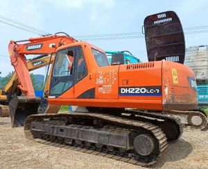 Excavatrice sur chenilles multifonctionnelle Doosan DH220LC-7 d'occasion Doosan DH220LC de grande performance à vendre - Product Image 6