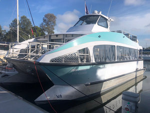 Catamarán Turístico de Lujo Grandsea de 12m en Aluminio, para 30 Pasajeros, Nuevo, con Motor Diésel Fuera de Borda, en Maldivas - Product Image 4