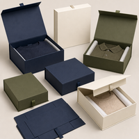 Collection de boîtes cadeaux pliables pour vêtements, emballage en papier pour la vente au détail, présentoir avec plateau d'insertion