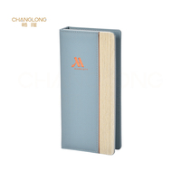 Housse de télécommande TV pour hôtel en cuir PU, support organisateur bleu clair gris texture galet, fait main, pour chevet d'hôtel, fourniture OEM
