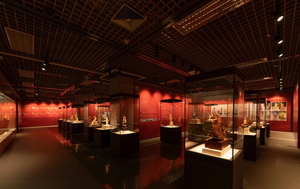 Vitrine moderne personnalisable de musée de meubles en métal éclairés par LED pour les expositions d'expositions pour les salles d'exposition et les centres commerciaux - Product Image 5