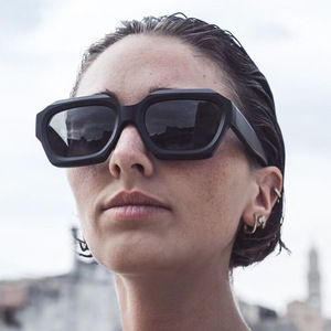 Gafas de Sol Acrílicas Simples de Moda 2025 para Hombre y Mujer, Material del Marco de PC - Product Image 3
