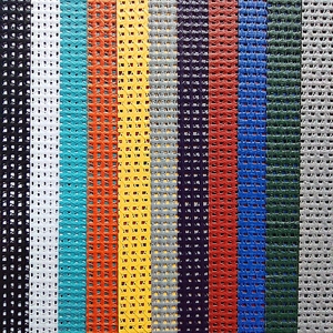 Lưới thép cường độ cao phủ nhựa PVC, vải lưới polyester, lưới nhựa dùng làm hàng rào/ cửa chắn trẻ em tự thu gọn/ mái che nắng cho xe RV - Product Image 5