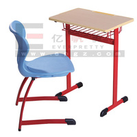 Mobilier moderne pour salle de classe d'un seul étudiant Table et chaise ergonomiques en bois avec caractéristiques réglables Nouvelle utilisation à l'école