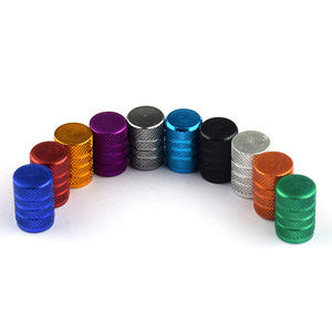 Tapas de Válvula de Aluminio de Colores 8V1 Universales Sólidas Moleteadas para Reparación y Reemplazo de Neumáticos de Coche - Product Image 1