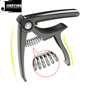 2024 Jingying Music Guitar Capo, Vente en gros 4 en 1 Capos de guitare acoustique multifonctionnels avec coupe-corde/extracteur de goupille/support de choix - Product Image 6