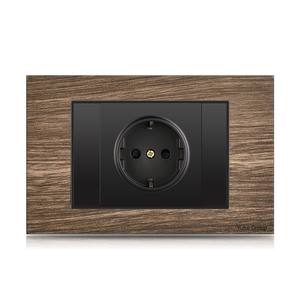 Panel de madera de alta calidad con acabado de veta de madera, estándar europeo 118, interruptor de pared y enchufe alemán. - Product Image 1
