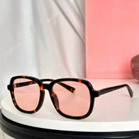 Nouvelles Lunettes de Soleil Premium pour Adultes, Style Tendance, Monture Carrée Large, Verres PC Dégradés UV400, Monture Métallique de Haute Qualité