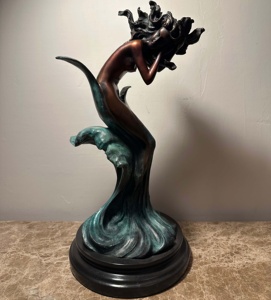 Grande Scultura in Bronzo Stile Europeo Vintage per Esterni, Statua Artistica Realistica di Figura Femminile con Finitura Anticata - Product Image 3