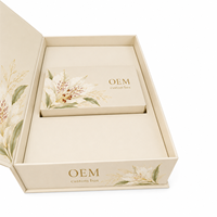 Boîtes cadeaux en carton rigide magnétique recyclable de luxe personnalisées pour les ensembles cadeaux de savon, laminage brillant, dorure à chaud