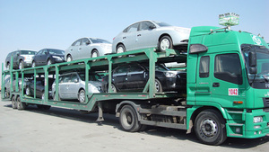 Remorques TRUCKPILLAR 3 essieux pour transport de voitures, à prix bas et haute qualité, avec rails latéraux amovibles, personnalisables, flexibles, charge utile maximale de 15 tonnes - Product Image 5